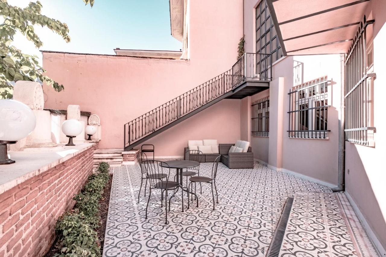 Homie Suites - Turna Residences In Cihangir Isztambul Kültér fotó