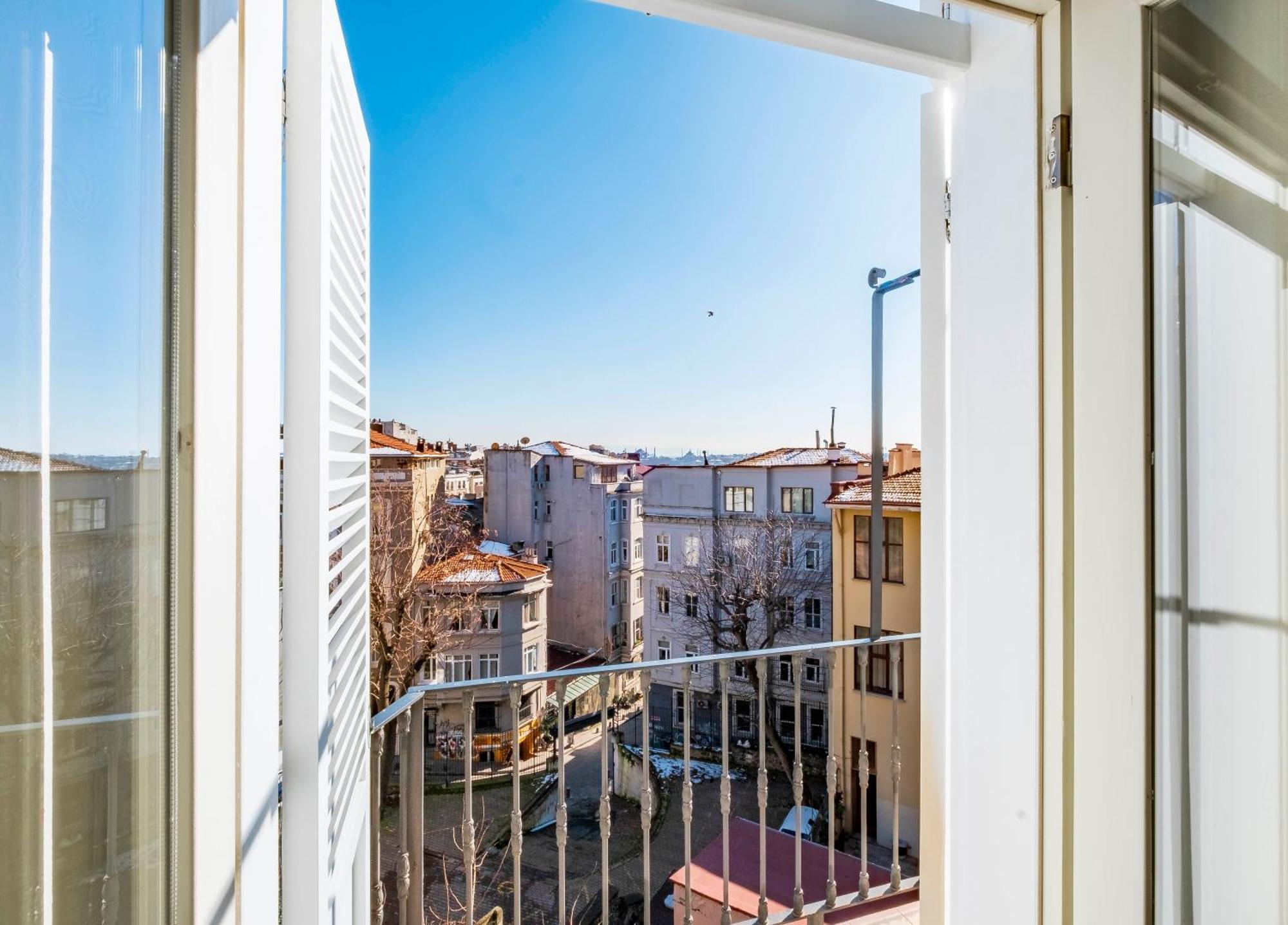 Homie Suites - Turna Residences In Cihangir Isztambul Kültér fotó